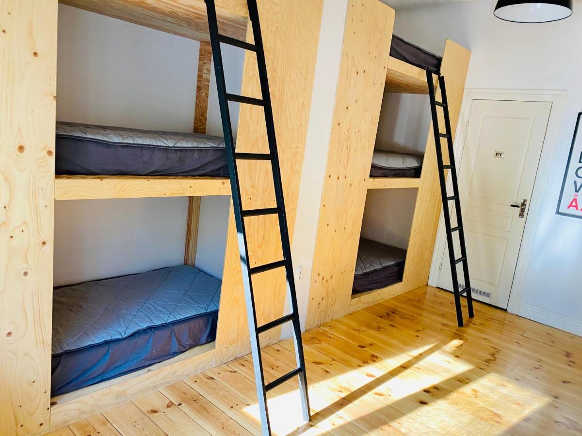Backpackers Hostel *